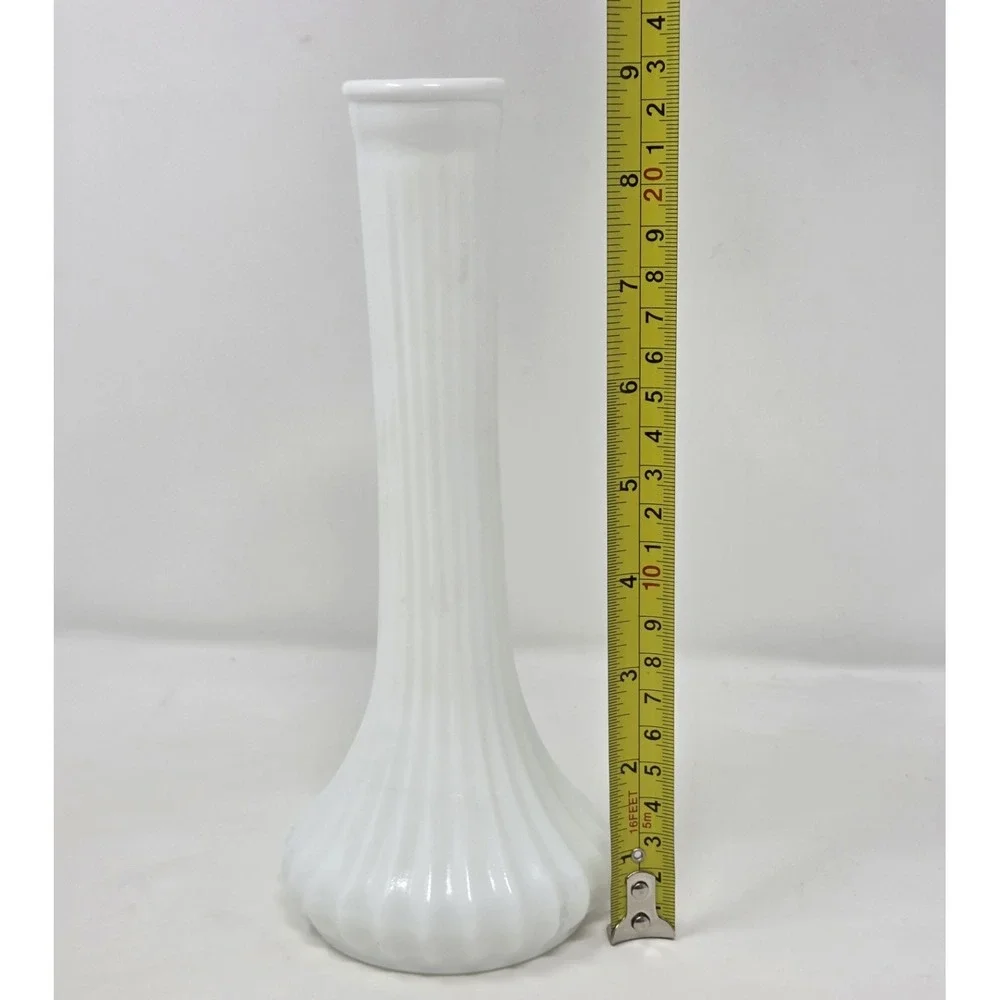 Vintage Hoosier Elegant White Milk Glass #4096 Long Stem Ribbed Bud Vase 9